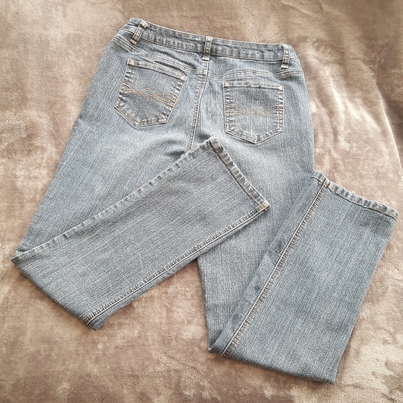 St. John's Bay Jeans - Picture 4 of 5